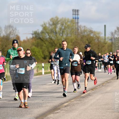 12.04.2026 - 45. Internationalen Wilhelmsburger Insellauf Dr. Thomas Lammeyer http://msf.ph/oto/9434449 12.04.2026 09:21:16 Laufen 30, 2579, 4991, 244, 2988, 3184, 5460 meine-sportfotos.de