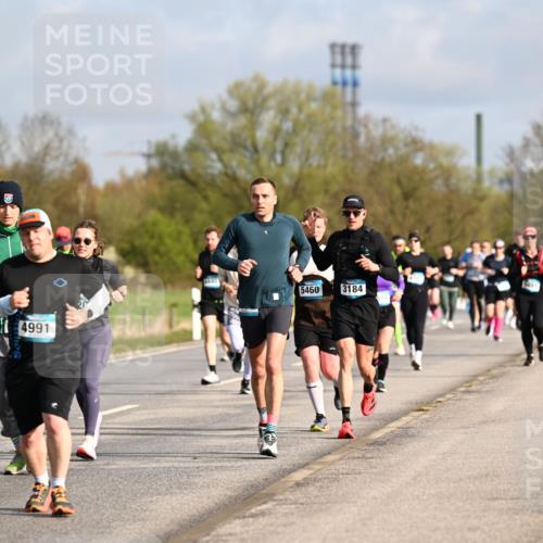 12.04.2026 - 45. Internationalen Wilhelmsburger Insellauf Dr. Thomas Lammeyer http://msf.ph/oto/9434454 12.04.2026 09:21:16 Laufen 2579, 44991, 5460, 3184 meine-sportfotos.de