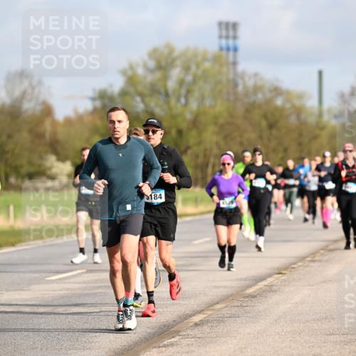 12.04.2026 - 45. Internationalen Wilhelmsburger Insellauf Dr. Thomas Lammeyer http://msf.ph/oto/9434461 12.04.2026 09:21:18 Laufen 2004, 184 meine-sportfotos.de