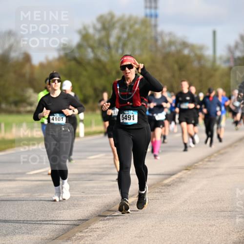 12.04.2026 - 45. Internationalen Wilhelmsburger Insellauf Dr. Thomas Lammeyer http://msf.ph/oto/9434498 12.04.2026 09:21:25 Laufen 4101, 5491 meine-sportfotos.de