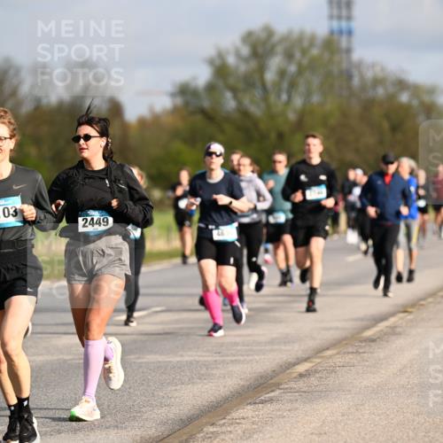 12.04.2026 - 45. Internationalen Wilhelmsburger Insellauf Dr. Thomas Lammeyer http://msf.ph/oto/9434518 12.04.2026 09:21:29 Laufen 8, 3103, 2449 meine-sportfotos.de