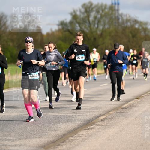 12.04.2026 - 45. Internationalen Wilhelmsburger Insellauf Dr. Thomas Lammeyer http://msf.ph/oto/9434533 12.04.2026 09:21:32 Laufen 3009, 4630, 2395, 2746 meine-sportfotos.de