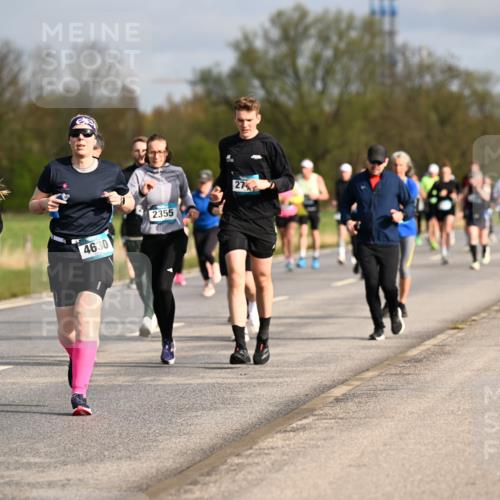 12.04.2026 - 45. Internationalen Wilhelmsburger Insellauf Dr. Thomas Lammeyer http://msf.ph/oto/9434535 12.04.2026 09:21:32 Laufen 3009, 4630, 2355, 27 meine-sportfotos.de