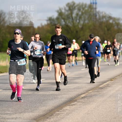 12.04.2026 - 45. Internationalen Wilhelmsburger Insellauf Dr. Thomas Lammeyer http://msf.ph/oto/9434536 12.04.2026 09:21:32 Laufen 3009, 4630, 2355, 27 meine-sportfotos.de