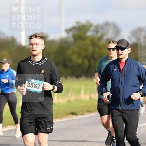 12.04.2026 - 45. Internationalen Wilhelmsburger Insellauf Dr. Thomas Lammeyer http://msf.ph/oto/9434568 12.04.2026 09:21:38 Laufen 3567, 4585 meine-sportfotos.de