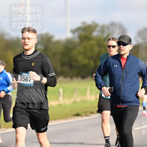 12.04.2026 - 45. Internationalen Wilhelmsburger Insellauf Dr. Thomas Lammeyer http://msf.ph/oto/9434569 12.04.2026 09:21:38 Laufen 3567, 4585 meine-sportfotos.de