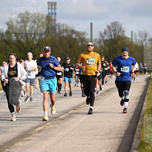 12.04.2026 - 45. Internationalen Wilhelmsburger Insellauf Dr. Thomas Lammeyer http://msf.ph/oto/9434592 12.04.2026 09:21:43 Laufen 432, 4197, 4389, 3349, 3332 meine-sportfotos.de