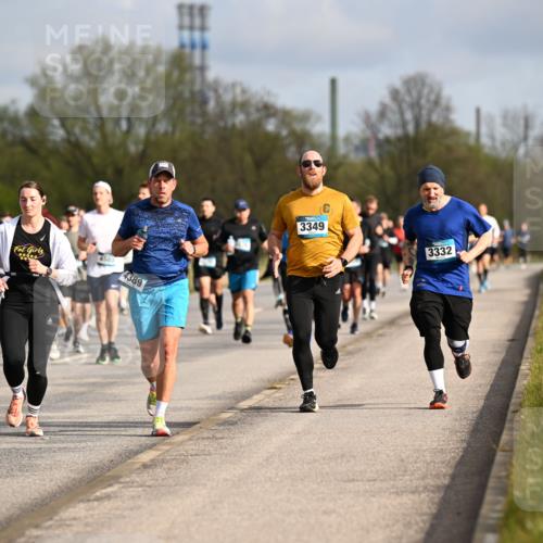 12.04.2026 - 45. Internationalen Wilhelmsburger Insellauf Dr. Thomas Lammeyer http://msf.ph/oto/9434595 12.04.2026 09:21:44 Laufen 4197, 4389, 3349, 3332 meine-sportfotos.de