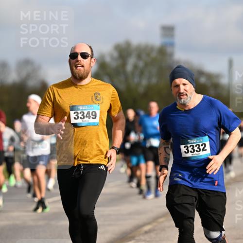 12.04.2026 - 45. Internationalen Wilhelmsburger Insellauf Dr. Thomas Lammeyer http://msf.ph/oto/9434619 12.04.2026 09:21:48 Laufen 3349, 3332 meine-sportfotos.de