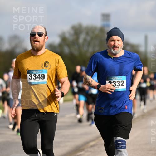 12.04.2026 - 45. Internationalen Wilhelmsburger Insellauf Dr. Thomas Lammeyer http://msf.ph/oto/9434621 12.04.2026 09:21:48 Laufen 4, 3349, 45, 2332 meine-sportfotos.de