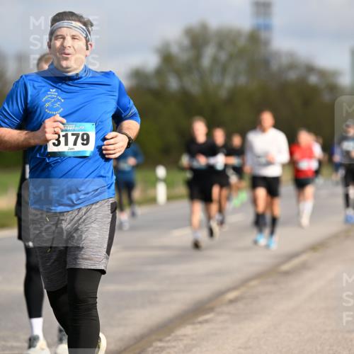 12.04.2026 - 45. Internationalen Wilhelmsburger Insellauf Dr. Thomas Lammeyer http://msf.ph/oto/9434682 12.04.2026 09:22:00 Laufen 3179 meine-sportfotos.de