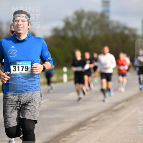 12.04.2026 - 45. Internationalen Wilhelmsburger Insellauf Dr. Thomas Lammeyer http://msf.ph/oto/9434683 12.04.2026 09:22:00 Laufen 45, 3179 meine-sportfotos.de