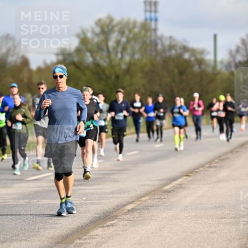 12.04.2026 - 45. Internationalen Wilhelmsburger Insellauf Dr. Thomas Lammeyer http://msf.ph/oto/9434794 12.04.2026 09:22:22 Laufen  meine-sportfotos.de