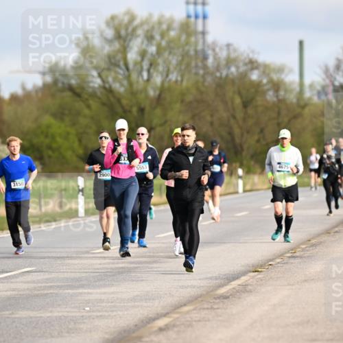 12.04.2026 - 45. Internationalen Wilhelmsburger Insellauf Dr. Thomas Lammeyer http://msf.ph/oto/9434818 12.04.2026 09:22:33 Laufen 2900, 3150, 4339, 533, 4675, 5553 meine-sportfotos.de