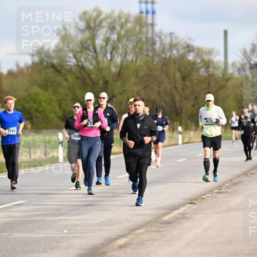 12.04.2026 - 45. Internationalen Wilhelmsburger Insellauf Dr. Thomas Lammeyer http://msf.ph/oto/9434819 12.04.2026 09:22:33 Laufen 3150, 2900, 4675 meine-sportfotos.de