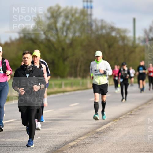 12.04.2026 - 45. Internationalen Wilhelmsburger Insellauf Dr. Thomas Lammeyer http://msf.ph/oto/9434840 12.04.2026 09:22:36 Laufen 533 meine-sportfotos.de