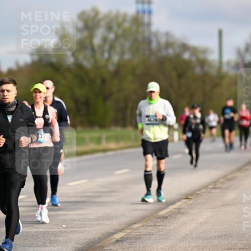 12.04.2026 - 45. Internationalen Wilhelmsburger Insellauf Dr. Thomas Lammeyer http://msf.ph/oto/9434845 12.04.2026 09:22:37 Laufen 533 meine-sportfotos.de