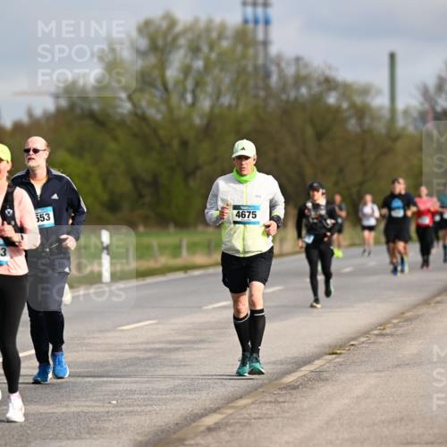 12.04.2026 - 45. Internationalen Wilhelmsburger Insellauf Dr. Thomas Lammeyer http://msf.ph/oto/9434852 12.04.2026 09:22:38 Laufen 5333, 553, 4675 meine-sportfotos.de