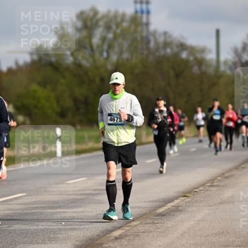 12.04.2026 - 45. Internationalen Wilhelmsburger Insellauf Dr. Thomas Lammeyer http://msf.ph/oto/9434858 12.04.2026 09:22:39 Laufen 33, 5553, 4675 meine-sportfotos.de