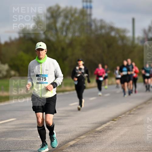 12.04.2026 - 45. Internationalen Wilhelmsburger Insellauf Dr. Thomas Lammeyer http://msf.ph/oto/9434868 12.04.2026 09:22:41 Laufen 4675 meine-sportfotos.de