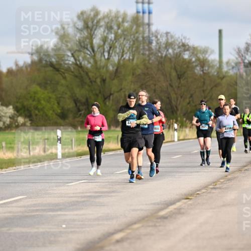 12.04.2026 - 45. Internationalen Wilhelmsburger Insellauf Dr. Thomas Lammeyer http://msf.ph/oto/9434911 12.04.2026 09:22:48 Laufen 2673, 361, 500, 808, 3825, 4499, 4500, 5544 meine-sportfotos.de