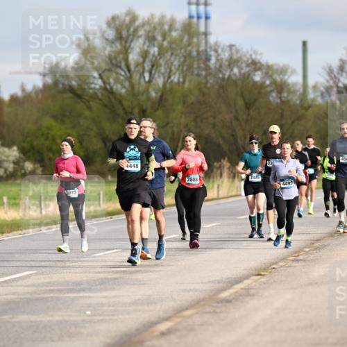 12.04.2026 - 45. Internationalen Wilhelmsburger Insellauf Dr. Thomas Lammeyer http://msf.ph/oto/9434924 12.04.2026 09:22:51 Laufen 2673, 4448, 361, 3825, 2808, 23, 4499, 4500, 5546 meine-sportfotos.de