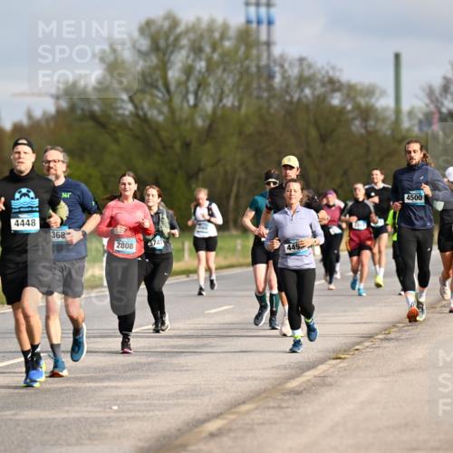 12.04.2026 - 45. Internationalen Wilhelmsburger Insellauf Dr. Thomas Lammeyer http://msf.ph/oto/9434935 12.04.2026 09:22:54 Laufen 4448, 361, 368, 2808, 5747, 449, 4500, 5544 meine-sportfotos.de