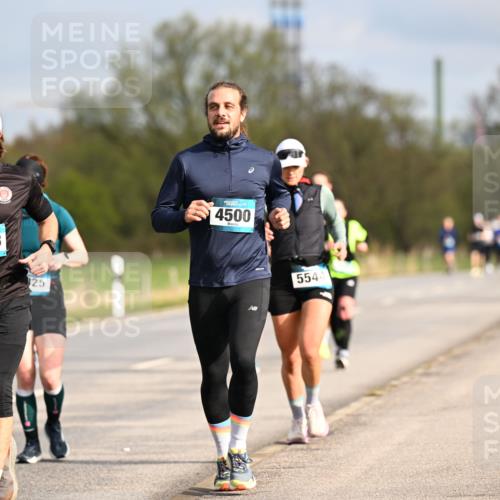 12.04.2026 - 45. Internationalen Wilhelmsburger Insellauf Dr. Thomas Lammeyer http://msf.ph/oto/9434975 12.04.2026 09:23:00 Laufen 6, 99, 268, 825, 4500, 5544 meine-sportfotos.de