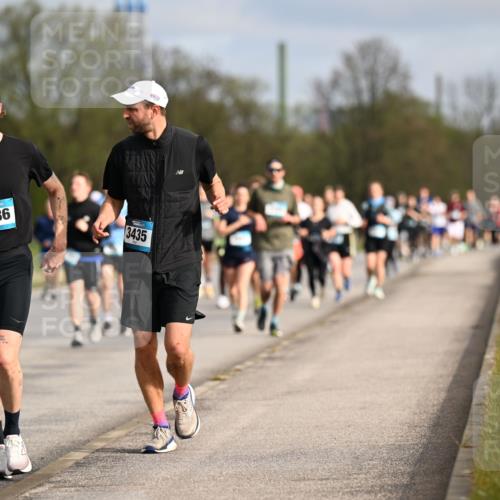 12.04.2026 - 45. Internationalen Wilhelmsburger Insellauf Dr. Thomas Lammeyer http://msf.ph/oto/9435078 12.04.2026 09:23:23 Laufen 4786, 3435 meine-sportfotos.de