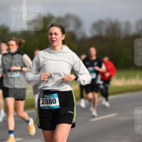 12.04.2026 - 45. Internationalen Wilhelmsburger Insellauf Dr. Thomas Lammeyer http://msf.ph/oto/9435175 12.04.2026 09:23:42 Laufen 79, 2880 meine-sportfotos.de