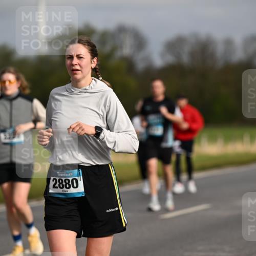 12.04.2026 - 45. Internationalen Wilhelmsburger Insellauf Dr. Thomas Lammeyer http://msf.ph/oto/9435176 12.04.2026 09:23:42 Laufen 2880 meine-sportfotos.de