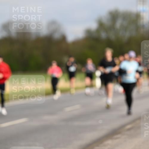 12.04.2026 - 45. Internationalen Wilhelmsburger Insellauf Dr. Thomas Lammeyer http://msf.ph/oto/9435181 12.04.2026 09:23:43 Laufen  meine-sportfotos.de