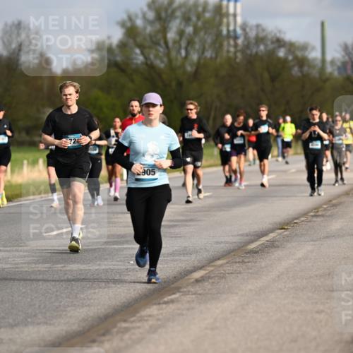 12.04.2026 - 45. Internationalen Wilhelmsburger Insellauf Dr. Thomas Lammeyer http://msf.ph/oto/9435192 12.04.2026 09:23:45 Laufen 3194, 905 meine-sportfotos.de