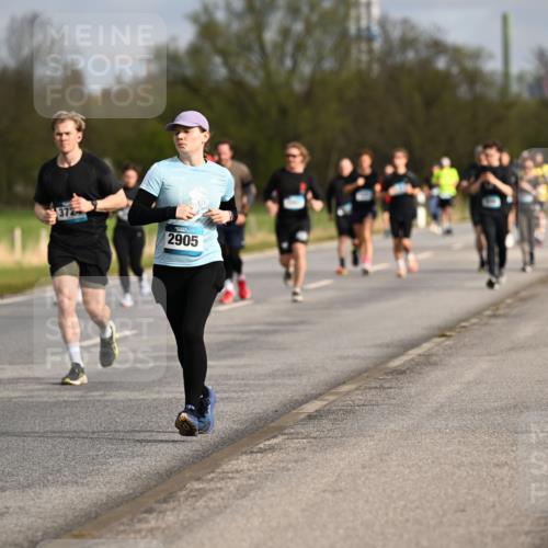 12.04.2026 - 45. Internationalen Wilhelmsburger Insellauf Dr. Thomas Lammeyer http://msf.ph/oto/9435196 12.04.2026 09:23:45 Laufen 2905 meine-sportfotos.de