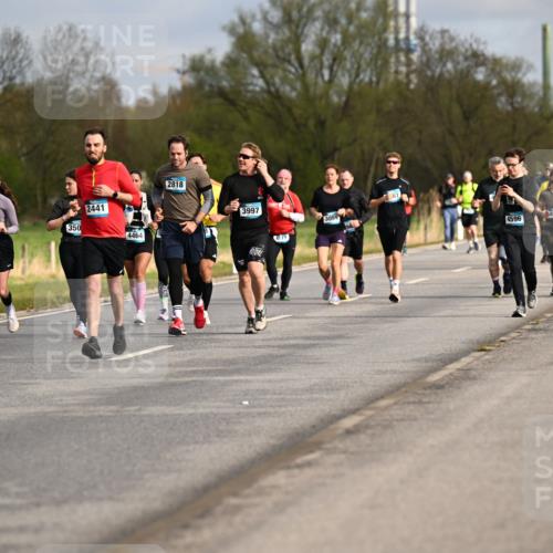 12.04.2026 - 45. Internationalen Wilhelmsburger Insellauf Dr. Thomas Lammeyer http://msf.ph/oto/9435209 12.04.2026 09:23:48 Laufen 230, 350, 2441, 4464, 2818, 3997, 3059, 4596, 4215, 352, 5319 meine-sportfotos.de