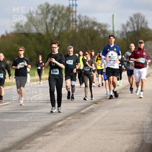 12.04.2026 - 45. Internationalen Wilhelmsburger Insellauf Dr. Thomas Lammeyer http://msf.ph/oto/9435244 12.04.2026 09:23:53 Laufen 3059, 4956, 187, 4596, 4595, 4597, 163, 5352, 319 meine-sportfotos.de
