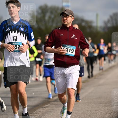 12.04.2026 - 45. Internationalen Wilhelmsburger Insellauf Dr. Thomas Lammeyer http://msf.ph/oto/9435286 12.04.2026 09:24:01 Laufen 459, 52, 4, 5319 meine-sportfotos.de