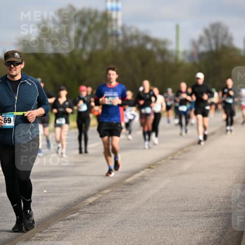 12.04.2026 - 45. Internationalen Wilhelmsburger Insellauf Dr. Thomas Lammeyer http://msf.ph/oto/9435323 12.04.2026 09:24:09 Laufen 69 meine-sportfotos.de