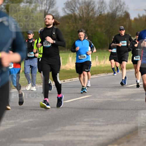 12.04.2026 - 45. Internationalen Wilhelmsburger Insellauf Dr. Thomas Lammeyer http://msf.ph/oto/9435337 12.04.2026 09:24:12 Laufen 30, 2762, 4334, 2569, 802, 3596, 282, 3580, 4801 meine-sportfotos.de