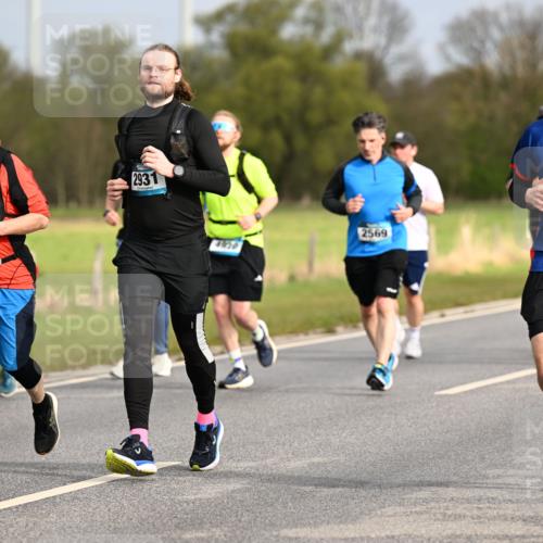 12.04.2026 - 45. Internationalen Wilhelmsburger Insellauf Dr. Thomas Lammeyer http://msf.ph/oto/9435345 12.04.2026 09:24:13 Laufen 2930, 2931, 4920, 2569, 2822 meine-sportfotos.de