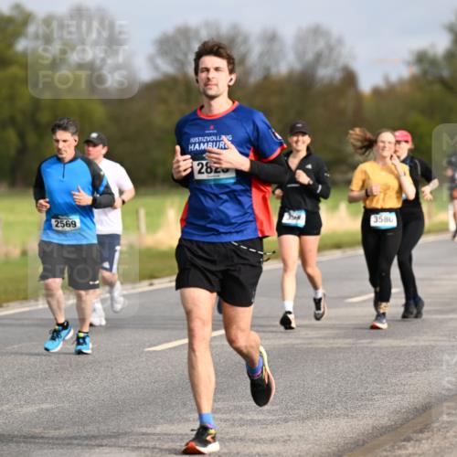 12.04.2026 - 45. Internationalen Wilhelmsburger Insellauf Dr. Thomas Lammeyer http://msf.ph/oto/9435347 12.04.2026 09:24:14 Laufen 4920, 2569, 282, 4614, 3580 meine-sportfotos.de