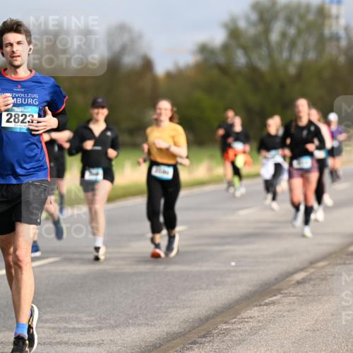12.04.2026 - 45. Internationalen Wilhelmsburger Insellauf Dr. Thomas Lammeyer http://msf.ph/oto/9435349 12.04.2026 09:24:14 Laufen 2823 meine-sportfotos.de