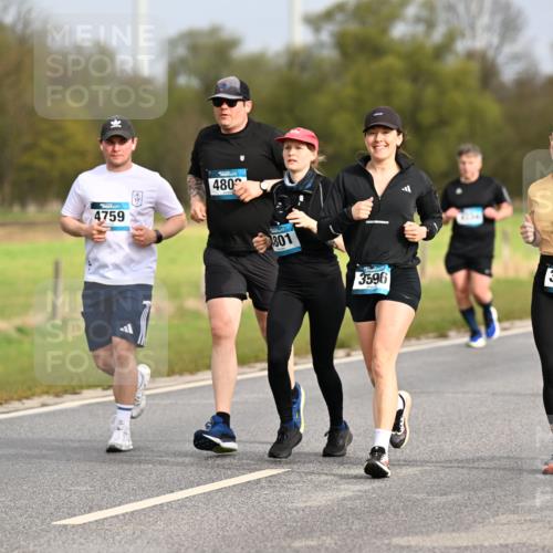 12.04.2026 - 45. Internationalen Wilhelmsburger Insellauf Dr. Thomas Lammeyer http://msf.ph/oto/9435362 12.04.2026 09:24:17 Laufen 4759, 480, 801, 3596, 3580 meine-sportfotos.de