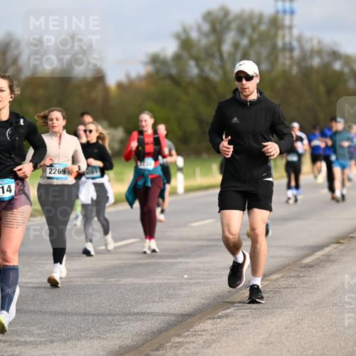 12.04.2026 - 45. Internationalen Wilhelmsburger Insellauf Dr. Thomas Lammeyer http://msf.ph/oto/9435370 12.04.2026 09:24:19 Laufen 2269, 4614 meine-sportfotos.de