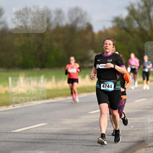 12.04.2026 - 45. Internationalen Wilhelmsburger Insellauf Dr. Thomas Lammeyer http://msf.ph/oto/9435448 12.04.2026 09:24:36 Laufen 4744 meine-sportfotos.de