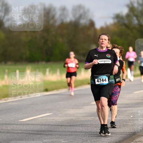 12.04.2026 - 45. Internationalen Wilhelmsburger Insellauf Dr. Thomas Lammeyer http://msf.ph/oto/9435450 12.04.2026 09:24:37 Laufen 4744 meine-sportfotos.de