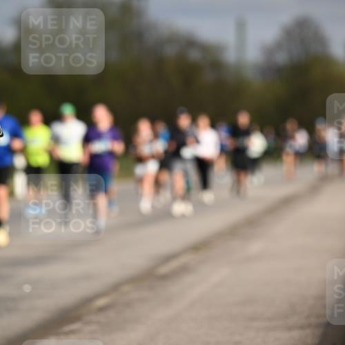 12.04.2026 - 45. Internationalen Wilhelmsburger Insellauf Dr. Thomas Lammeyer http://msf.ph/oto/9435466 12.04.2026 09:24:40 Laufen  meine-sportfotos.de