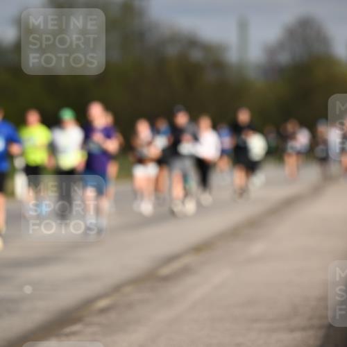 12.04.2026 - 45. Internationalen Wilhelmsburger Insellauf Dr. Thomas Lammeyer http://msf.ph/oto/9435467 12.04.2026 09:24:40 Laufen  meine-sportfotos.de