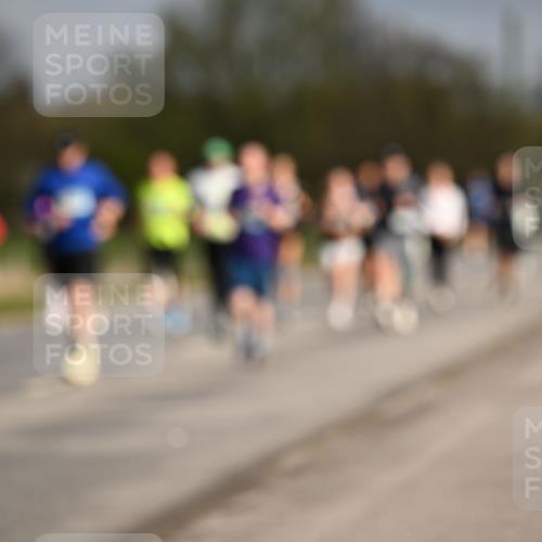 12.04.2026 - 45. Internationalen Wilhelmsburger Insellauf Dr. Thomas Lammeyer http://msf.ph/oto/9435472 12.04.2026 09:24:41 Laufen  meine-sportfotos.de