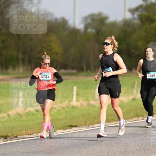 12.04.2026 - 45. Internationalen Wilhelmsburger Insellauf Dr. Thomas Lammeyer http://msf.ph/oto/9435487 12.04.2026 09:24:43 Laufen 3732, 3920 meine-sportfotos.de